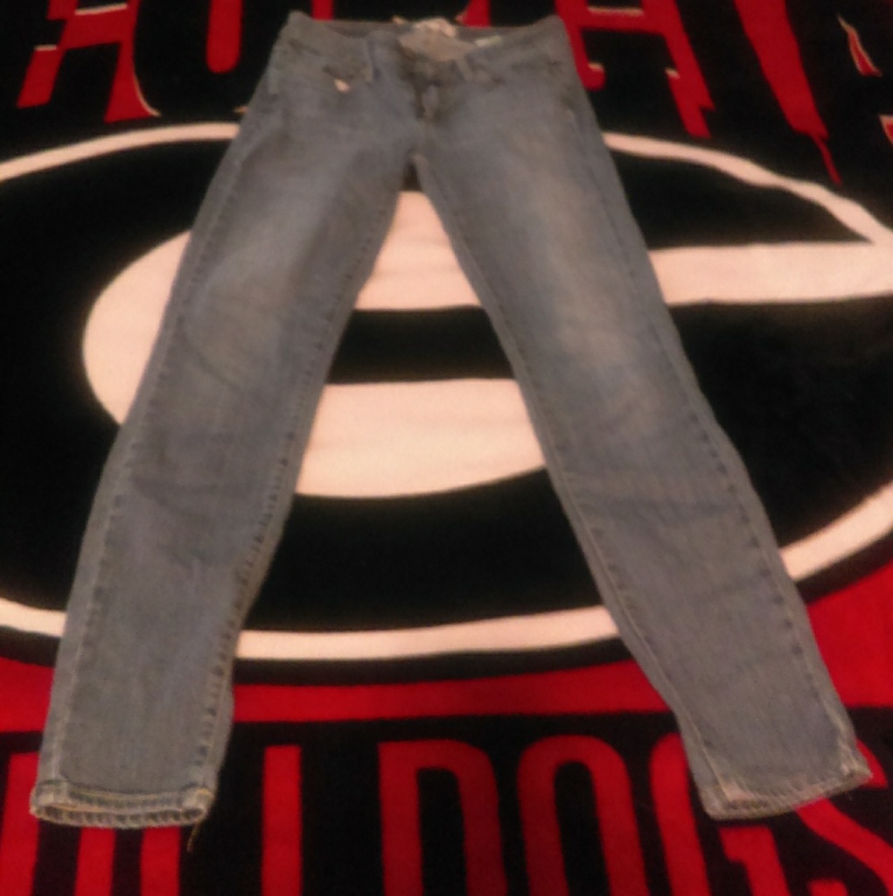 Lite blue Paige skinny